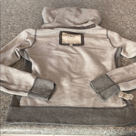 Abercrombie & Fitch hoodie - Picture 9 of 12